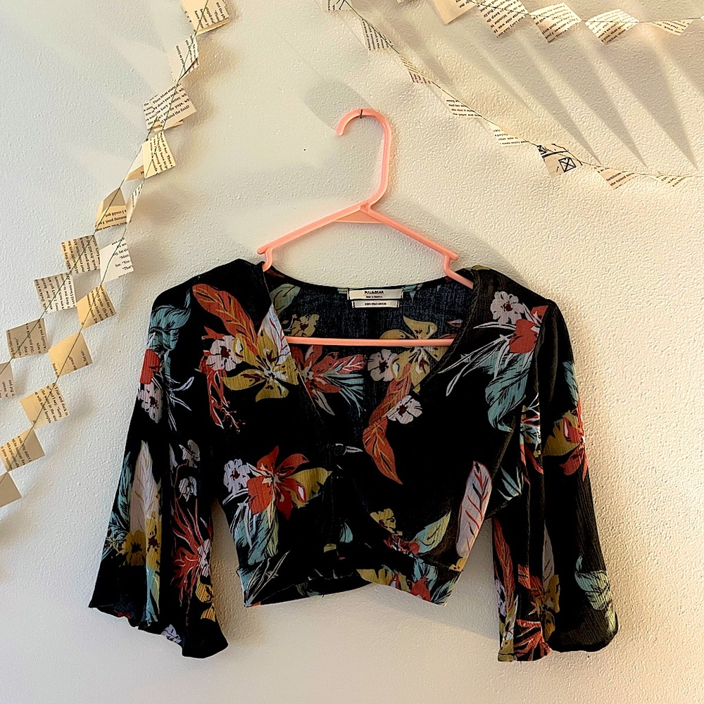 Pull&Bear Tropical Floral Crop Top